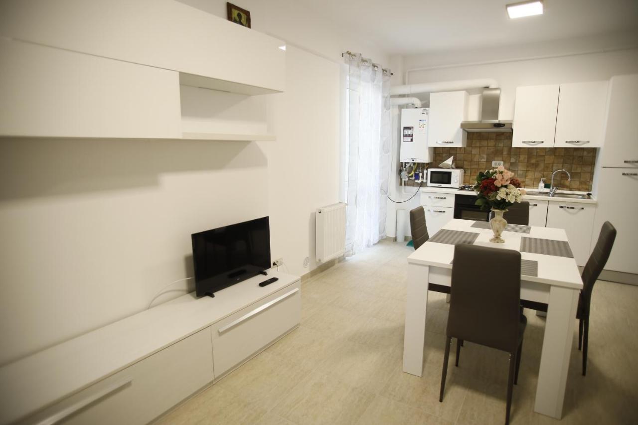 Lar Apartment Foksány Kültér fotó
